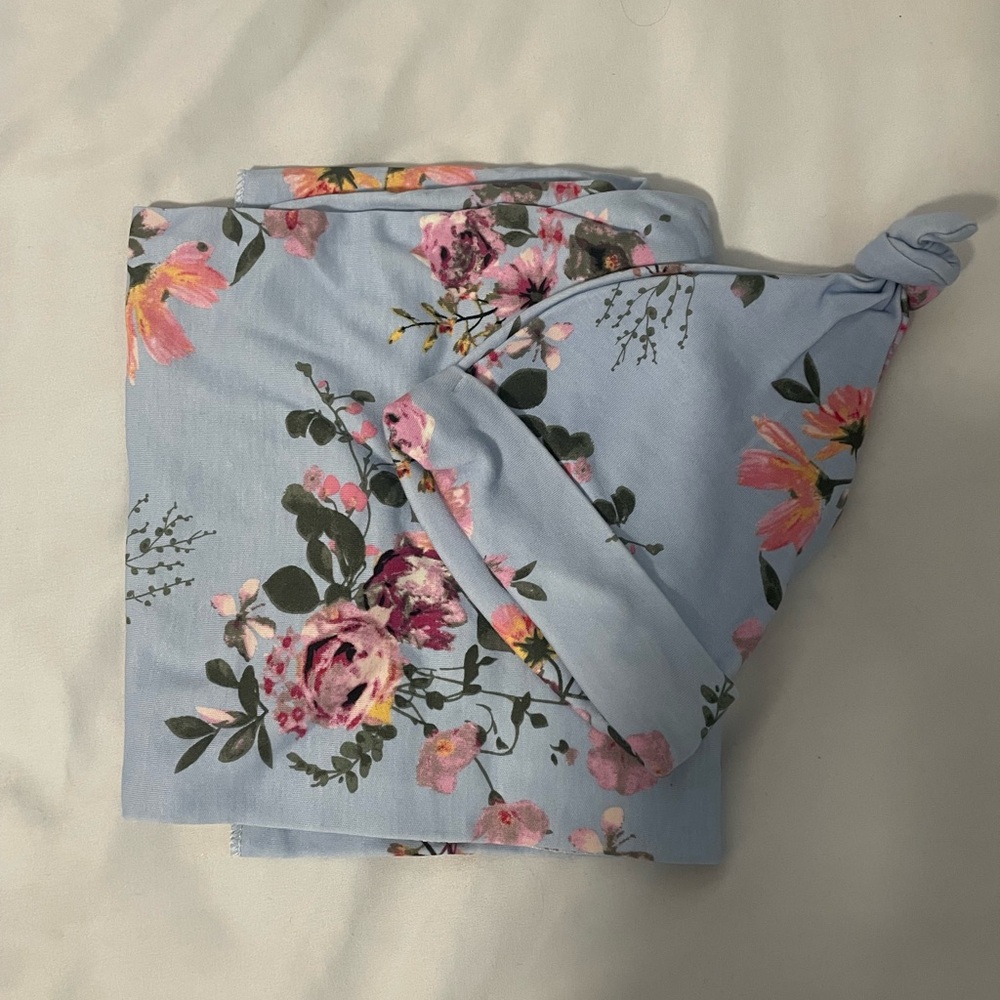 Amazon Floral Baby Swaddle and Hat Set - Blue and Pink